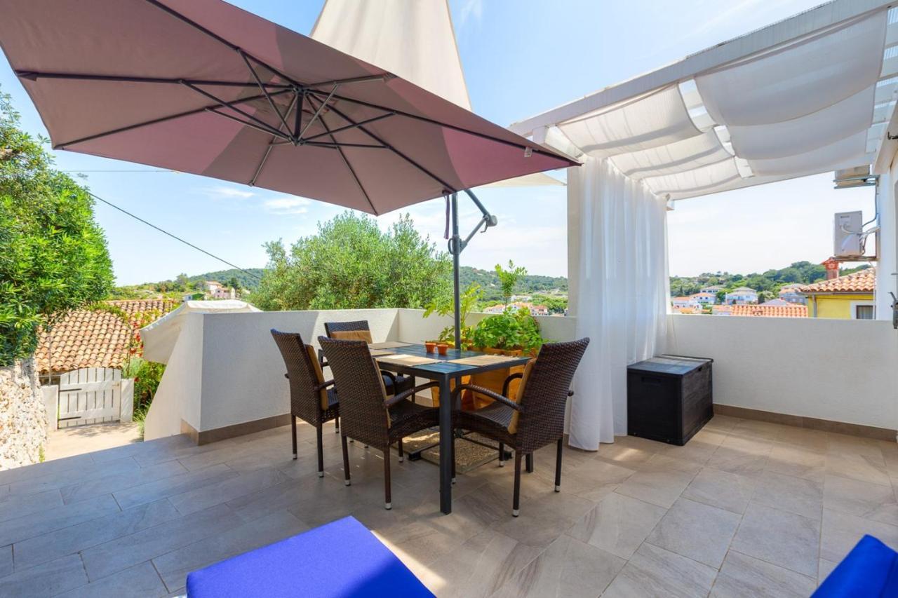 Apartments Valeria, מאלי לוסיניי מראה חיצוני תמונה