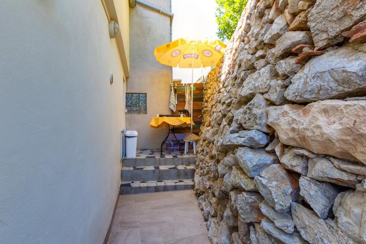 Apartments Valeria, מאלי לוסיניי מראה חיצוני תמונה