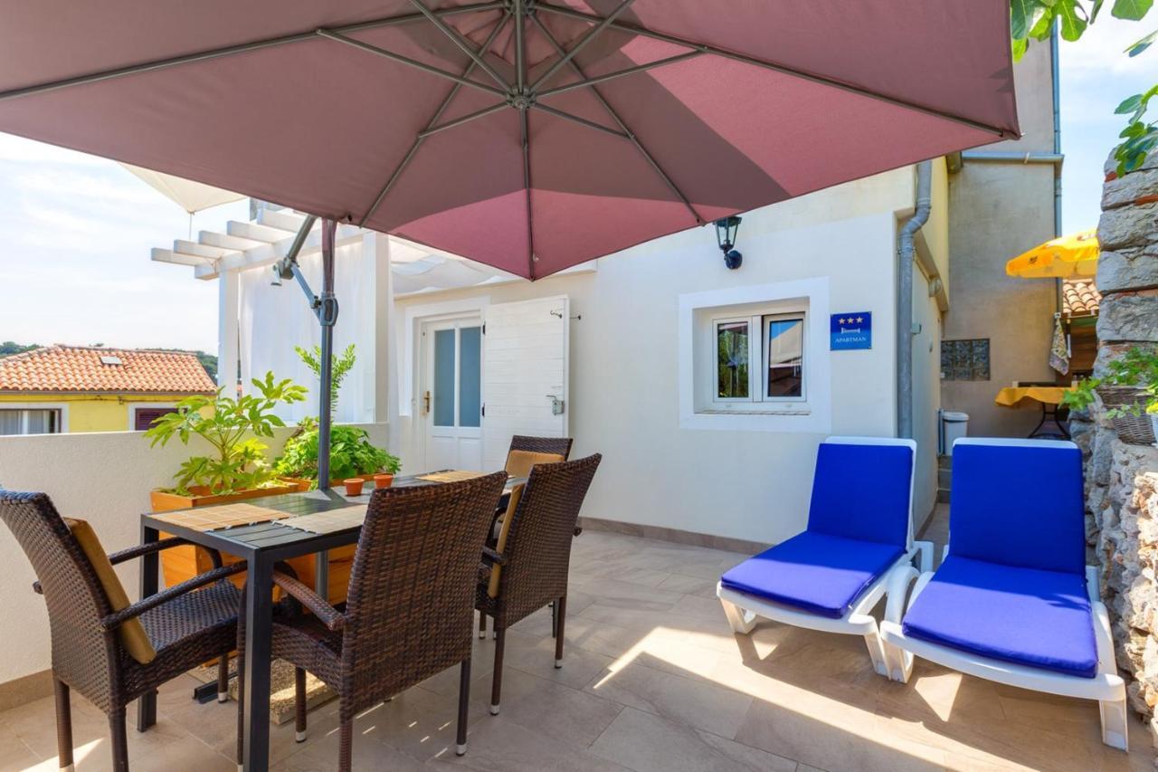 Apartments Valeria, מאלי לוסיניי מראה חיצוני תמונה